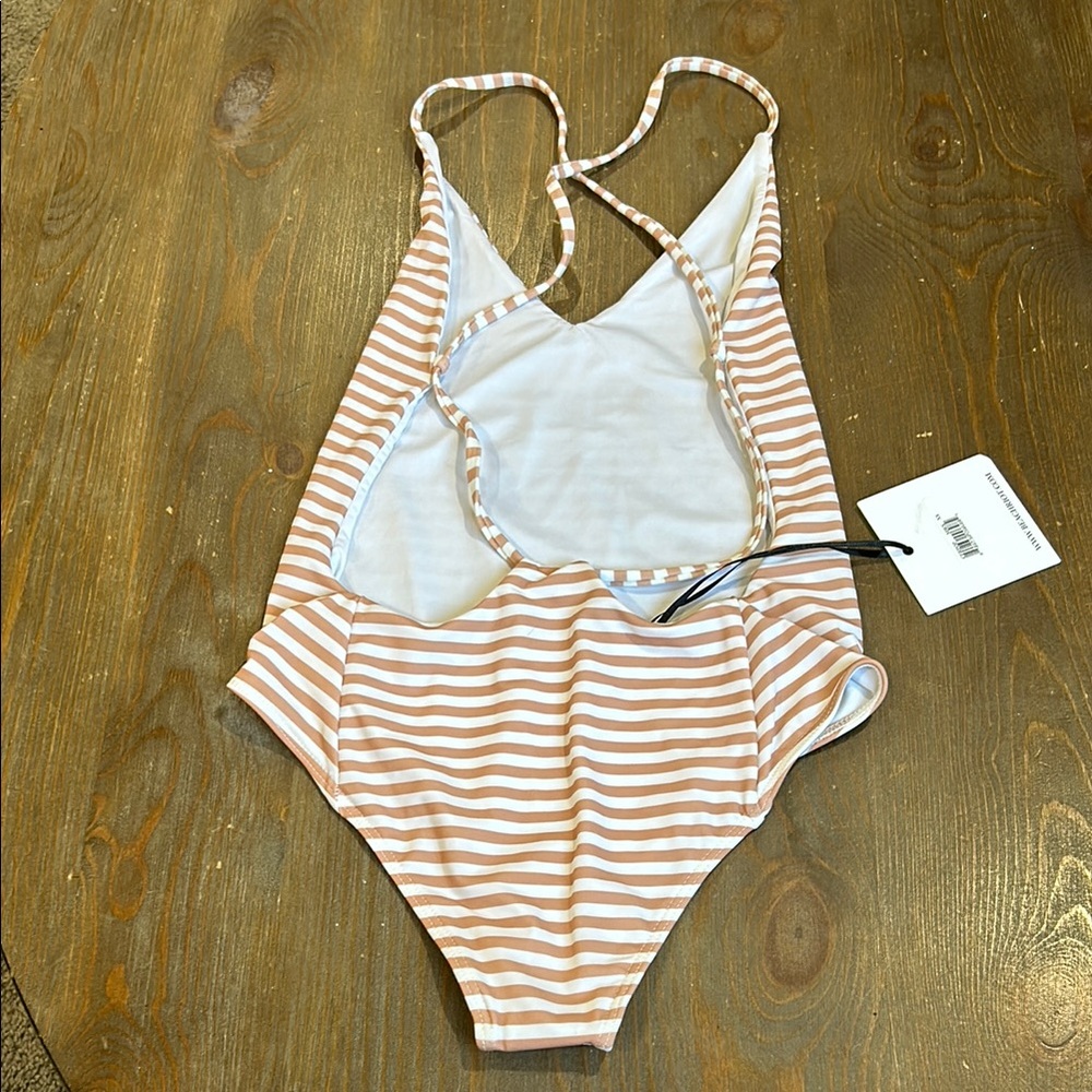 Beach Riot One Piece Swimsuit - Picture 6 of 10